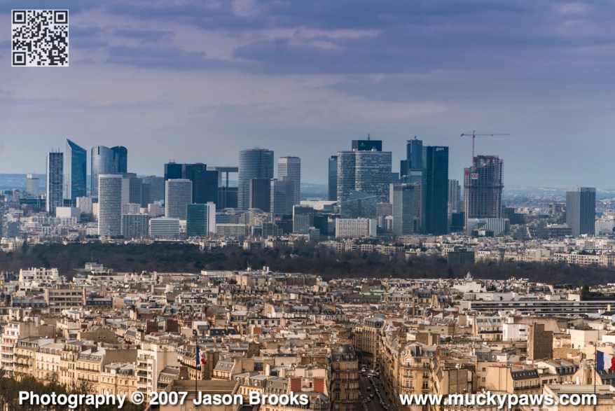 ParisSkyline2009wm.jpg